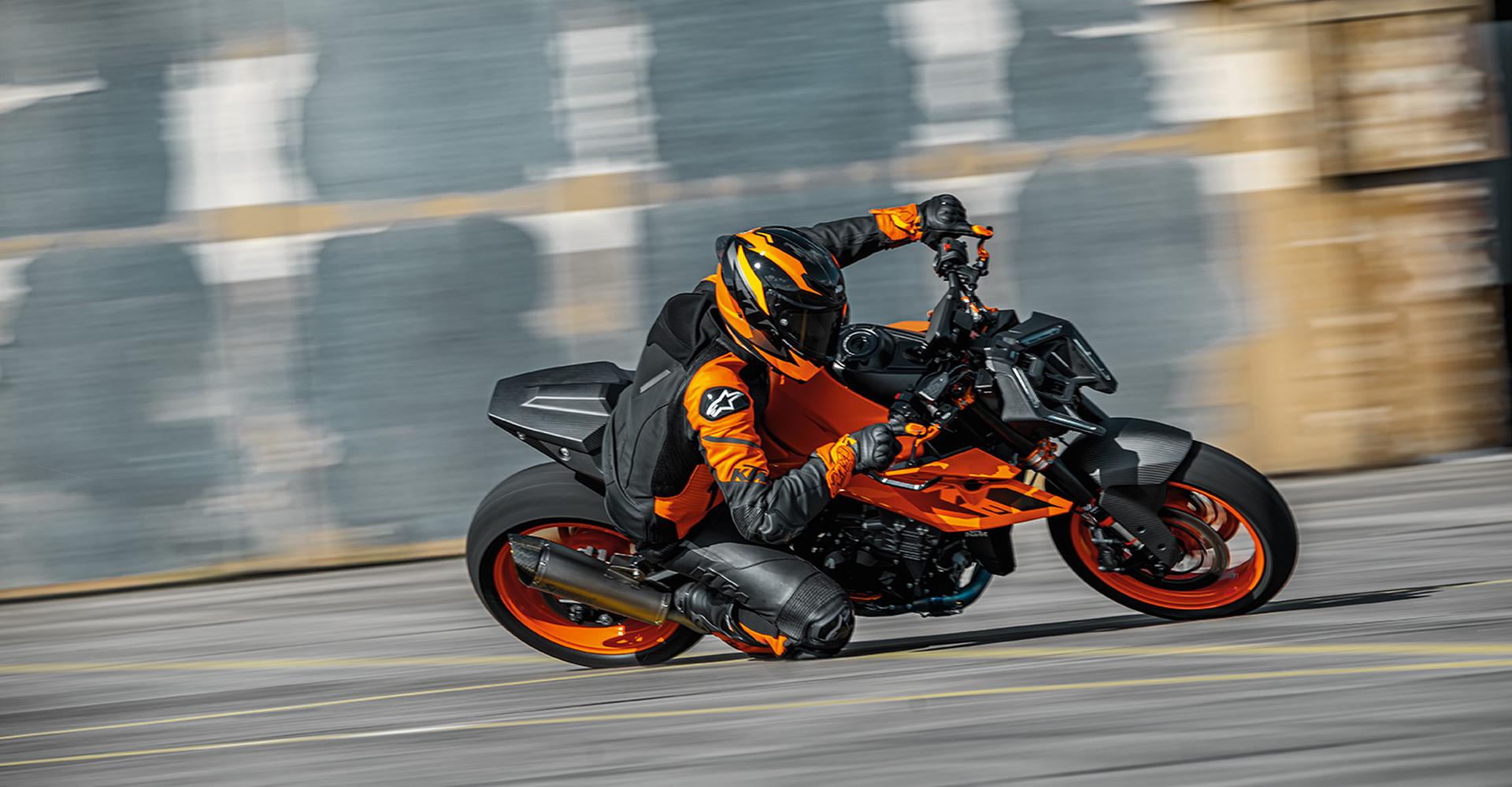 ktm-2024-ktm-990-duke