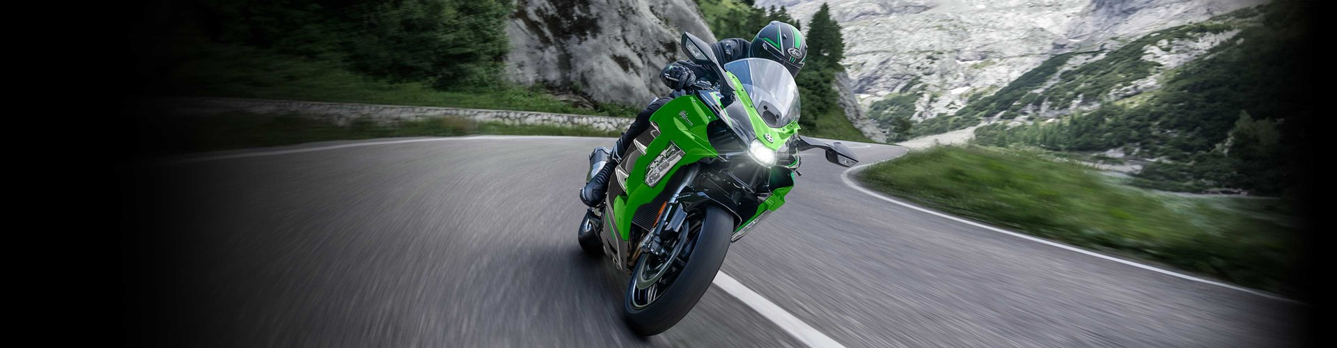 kawasaki-2025-ninja-h2-sx-se