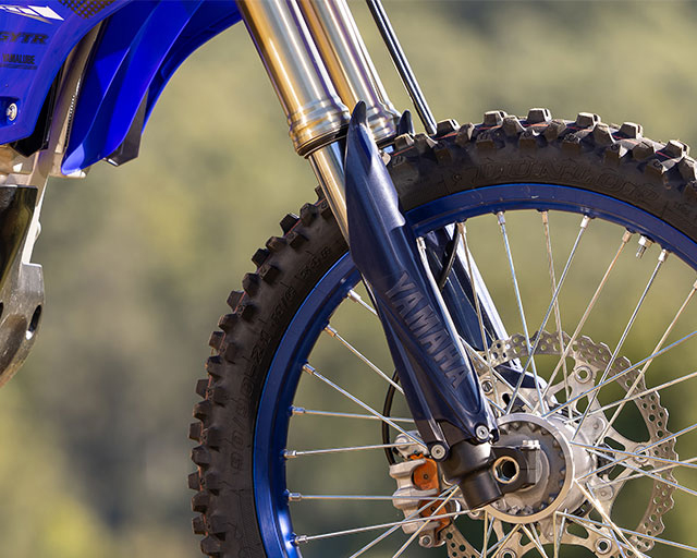 INDUSTRY-LEADING SUSPENSION