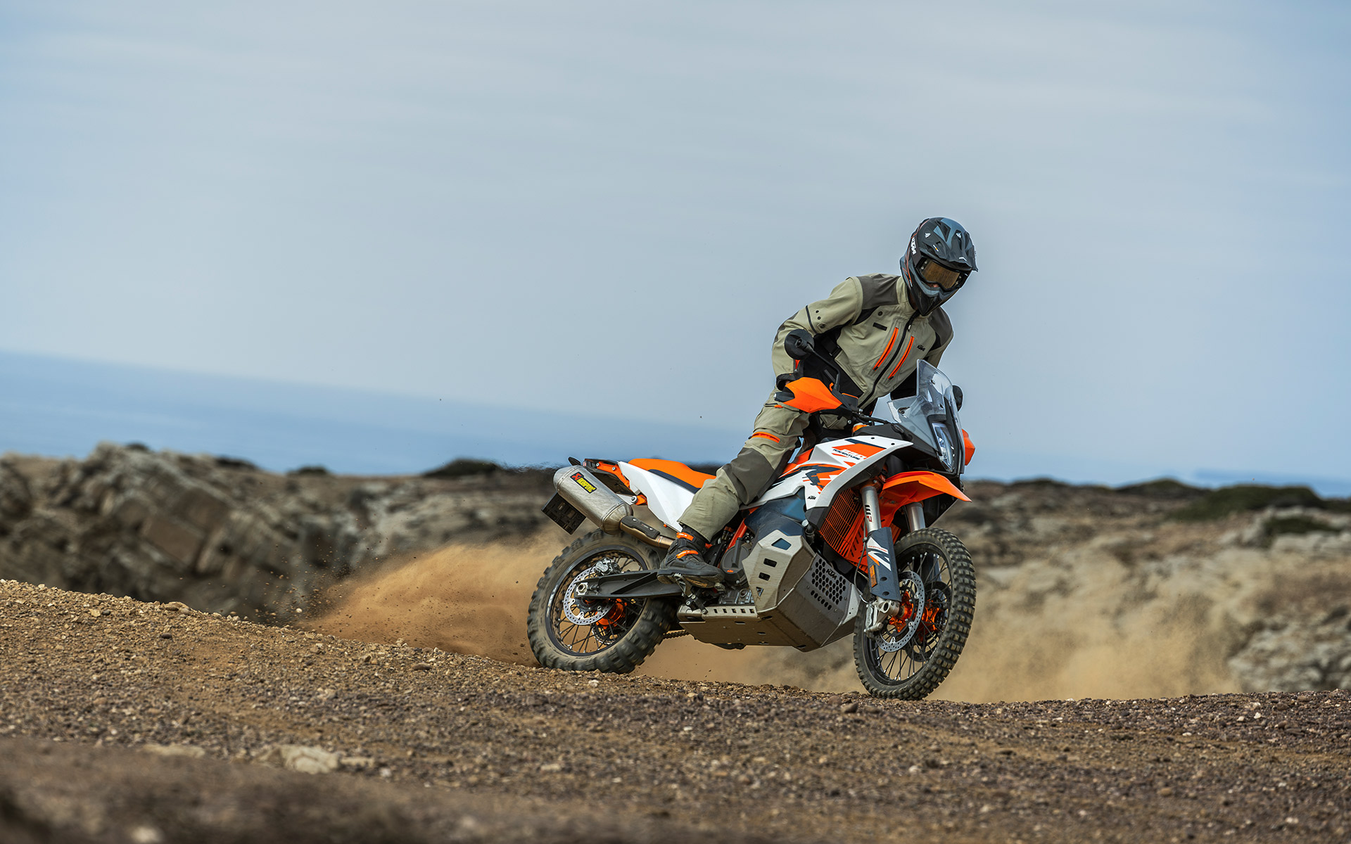 ktm-2025-ktm-890-adventure-r
