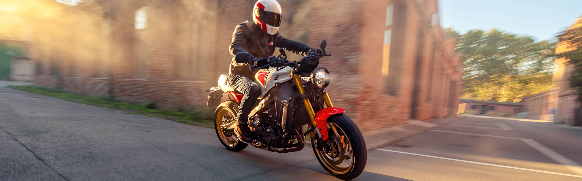 yamaha-xsr900