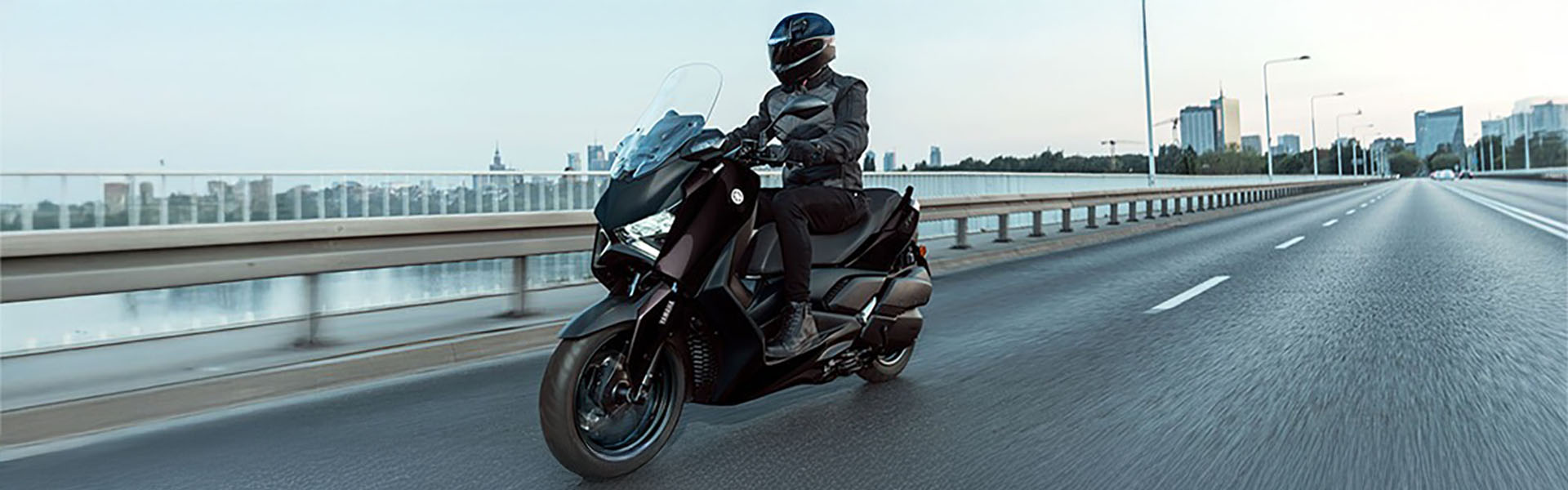 yamaha-xmax-300