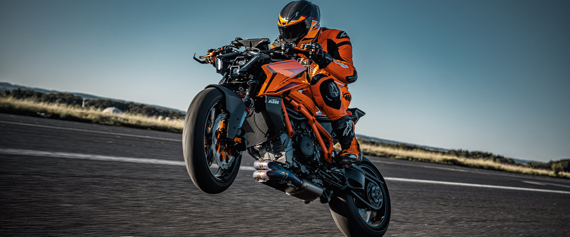 ktm-2026-ktm-1390-super-duke-r