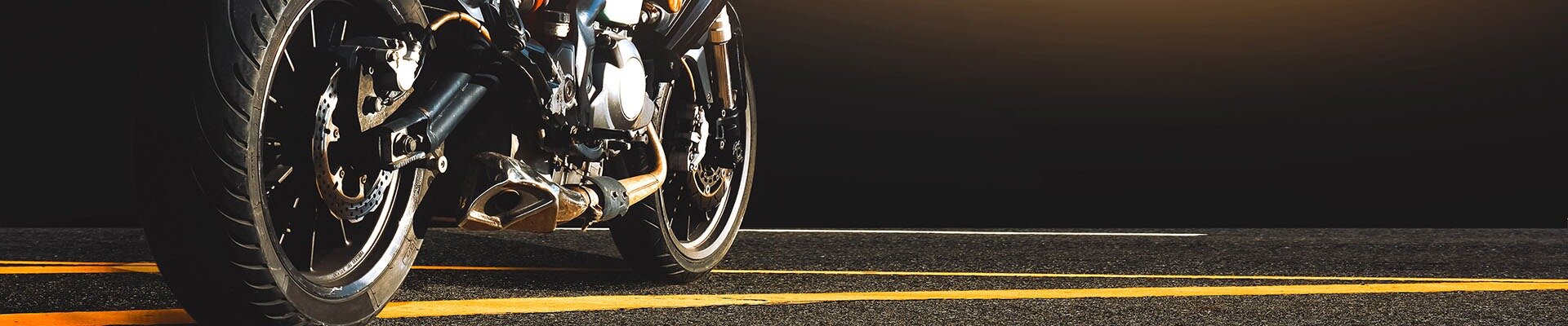 Motorbike-Static-on-Road