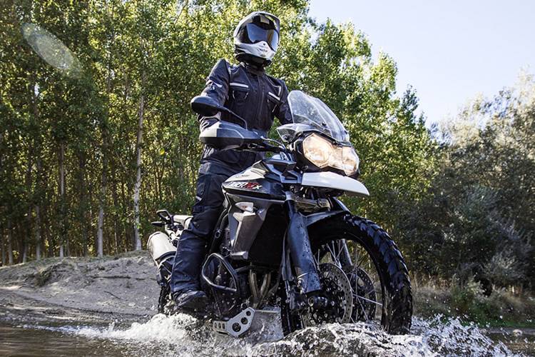 Find out more about our motorcycle riding school - Stay Upright