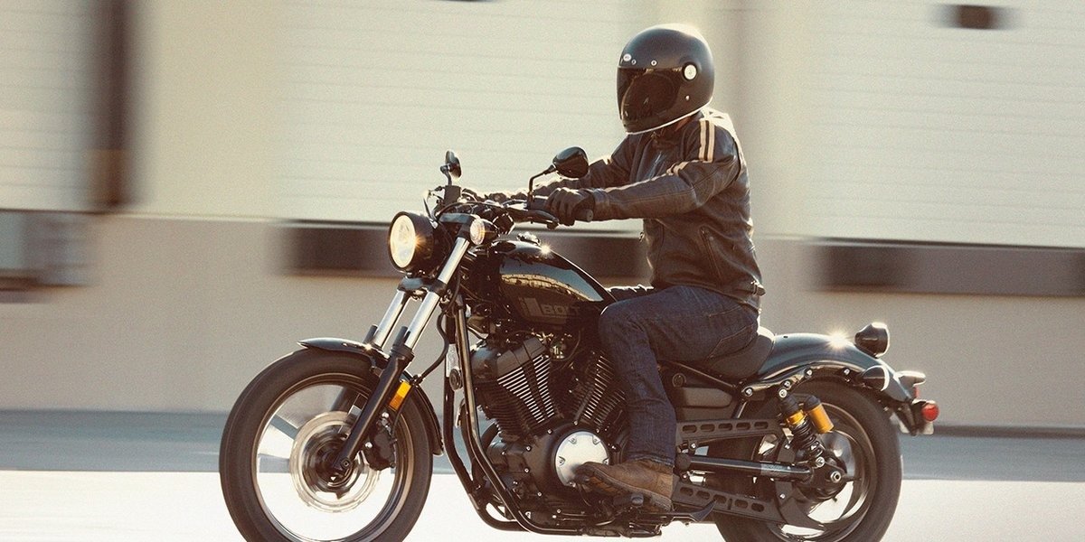 blog large image - The Perfect Bobber Canvas - Yamaha's Bolt R-Spec 