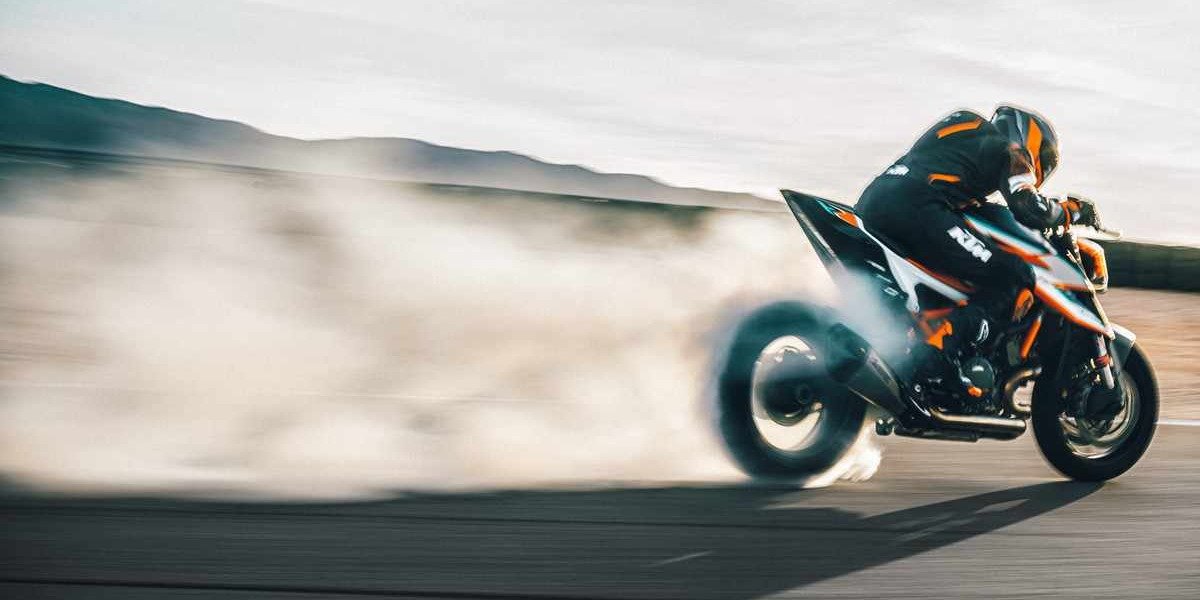 blog large image - What You Need To Know About The KTM 1290 Super Duke RR