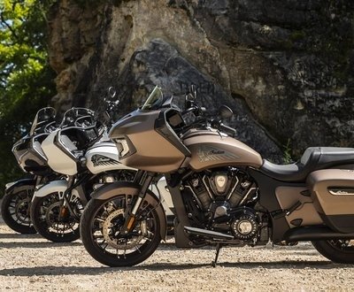Indian Challenger Dark Horse image