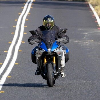 Suzuki GSX image